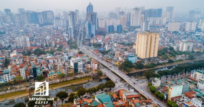 Các tòa nhà chung cư cao tầng mọc lên xung quanh tuyến metro Cát Linh - Hà Đông.