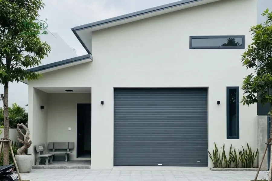 Mẫu nhà cấp 4 có cửa cuốn