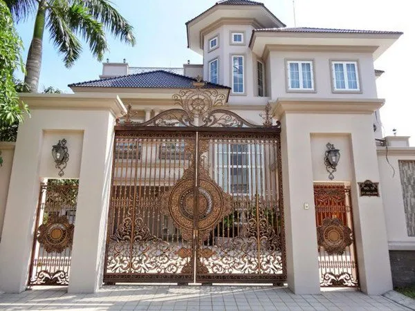 Cổng nhà nên mở ra hay mở vào để thu hút tài lộc và may mắn