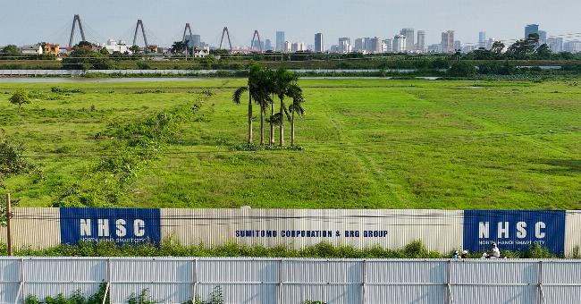 Cận cảnh tòa tháp tài chính Phương Trạch 108 tầng, biểu tượng của khu đô thị Smart City Hà Nội