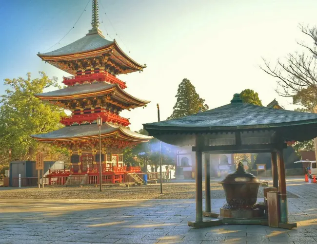 Khu phức hợp thương mại dịch vụ sầm uất với các tòa nhà văn phòng, khách sạn và trung tâm mua sắm