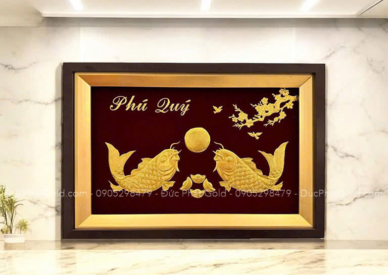 Tranh cá chép dát vàng, món quà tặng tân gia vô cùng ý nghĩa và sang trọng